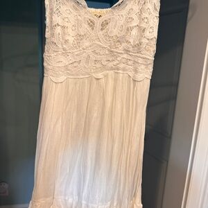 Elegant White Lace Mini Dress M